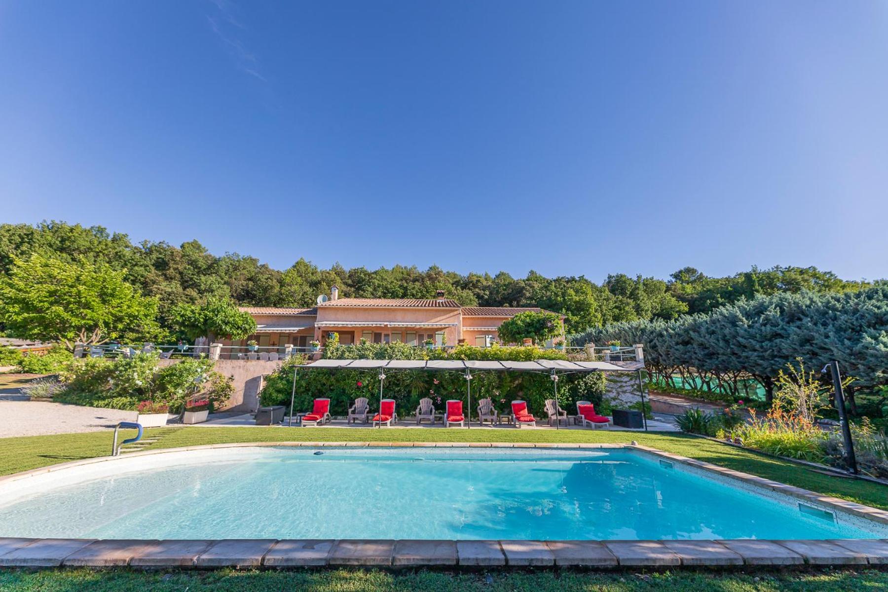 Bed and Breakfast La Bastide des Roses à Saint-Julien-d'Asse Extérieur photo