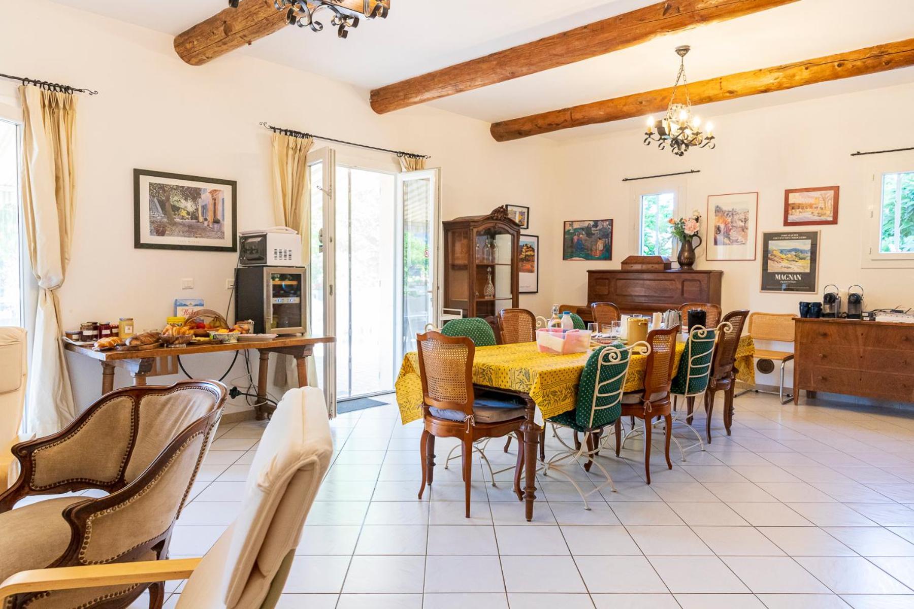 Bed and Breakfast La Bastide des Roses à Saint-Julien-d'Asse Extérieur photo