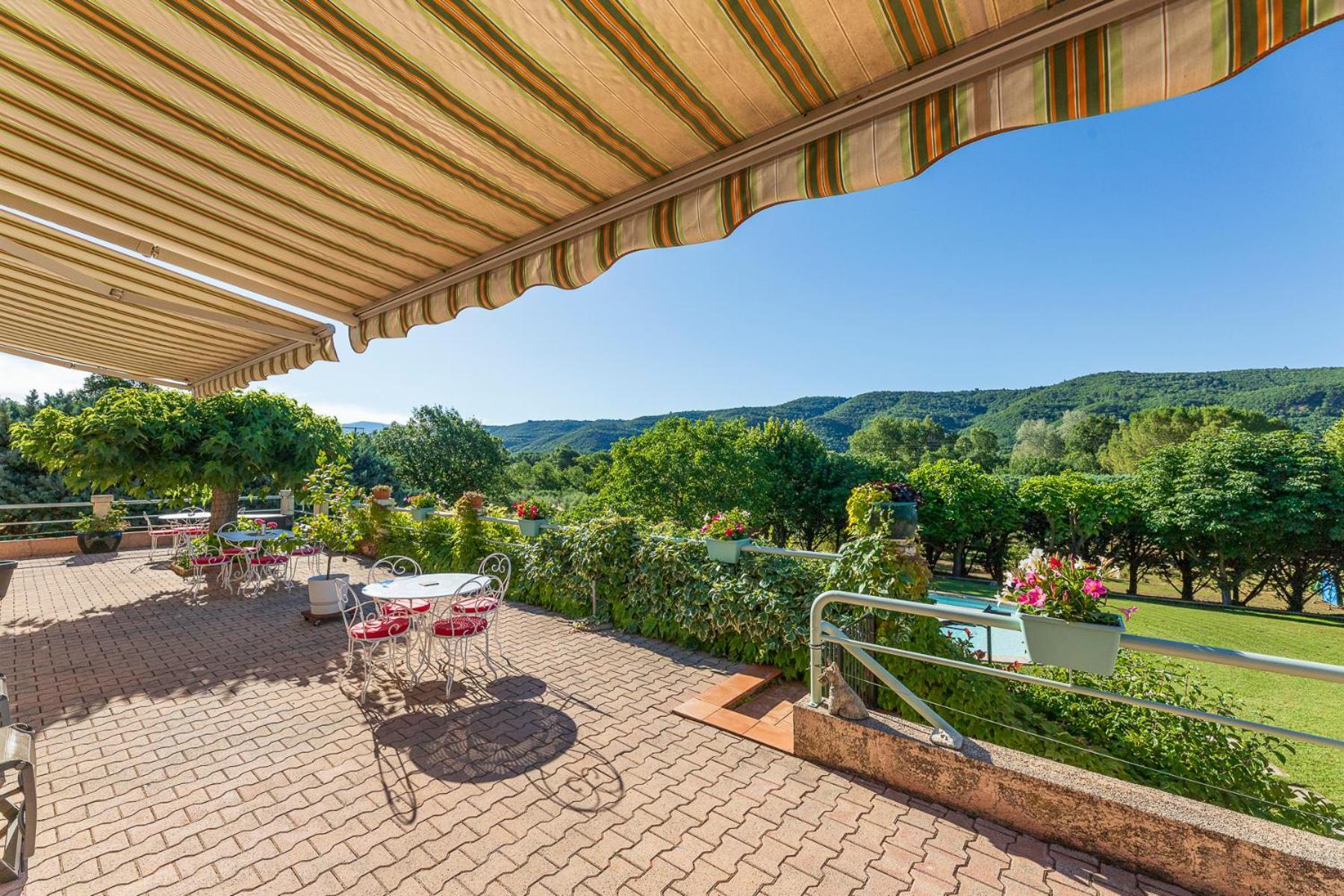 Bed and Breakfast La Bastide des Roses à Saint-Julien-d'Asse Extérieur photo