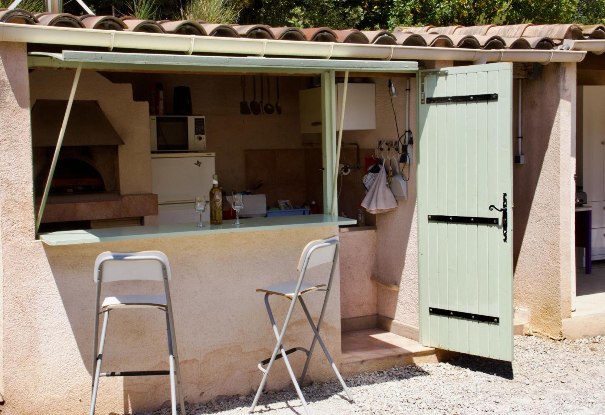 Bed and Breakfast La Bastide des Roses à Saint-Julien-d'Asse Extérieur photo